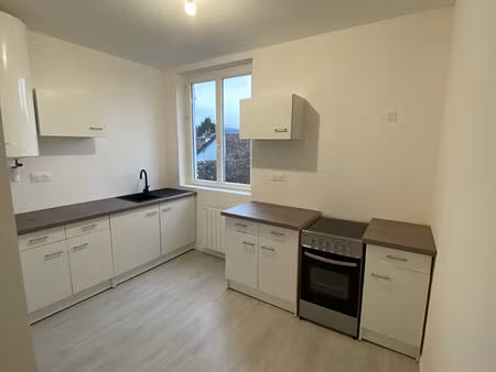 vente immeuble 4 pièces  90.00m²  gournay