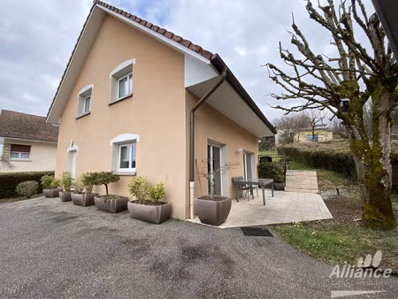 location maison 7 pièces 187m² voujeaucourt 25420