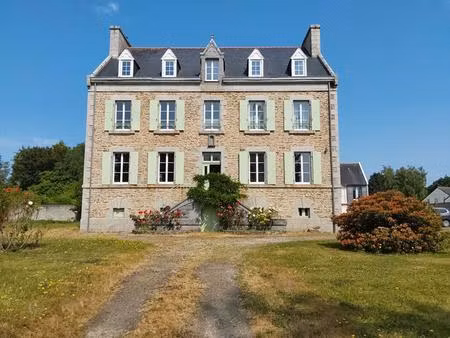 maison de maître mael carhaix 15 pièce(s) 416 m2
