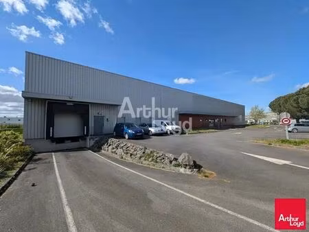 location local d’activités la meziere 35520 2640m²