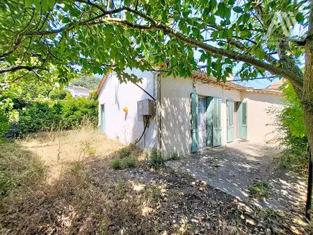 à carnoules  maison de 68.5m² avec 3 pièces et garage en vente