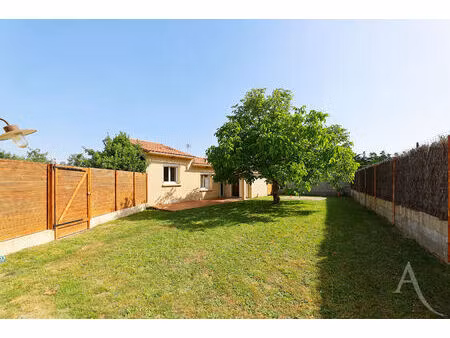 vente maison 5 pièces  82.00m²  la merlatière