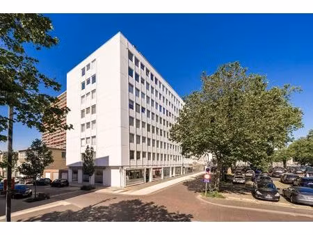 appartement te koop in wilrijk met 2 slaapkamers