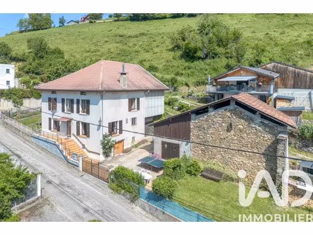 maison à crêts en belledonne (38570)