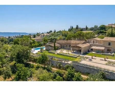 villa de 6 chambres de luxe en vente gordes  france
