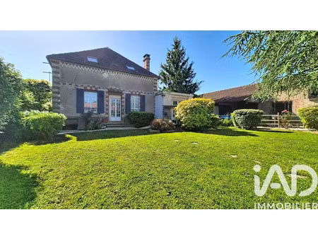 maison à vinneuf (89140)