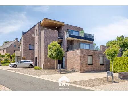 appartement te koop in bree met 1 slaapkamer
