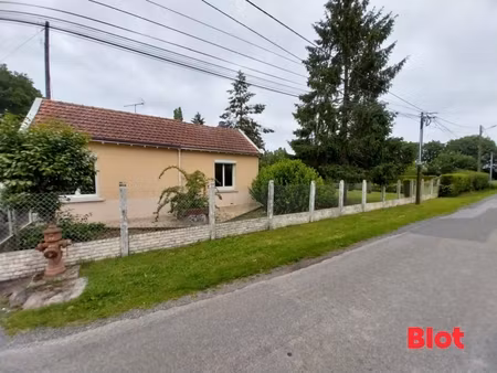 a vendre en exclusivite blot immobilier - maison 1 chambre- 5400 m² jardin -rouge