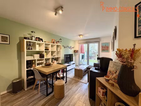 appartement t2 de standing avec jardin privatif- centre sautron