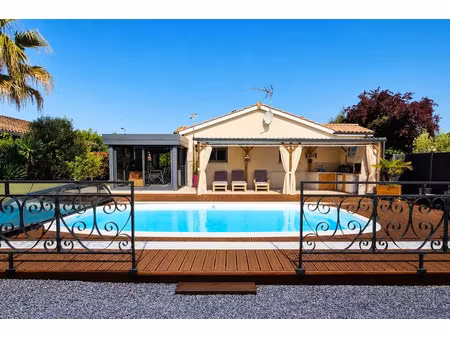 vente maison 5 pièces 140 m² à eyrans (33390)  269 900 €