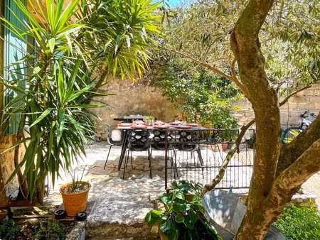 jolie maison de village 180 m²  jardin