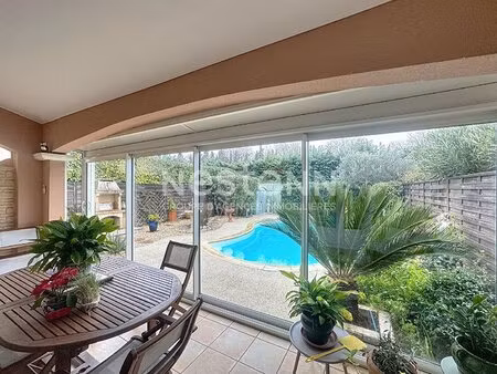 maison à vendre à graveson - 5 pièces avec piscine