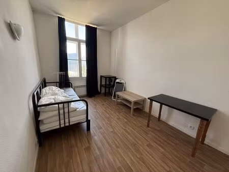 location appartement 1 pièce 22m² lille 59000