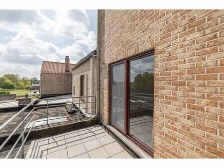 duplex met 2 slpk.  magnifiek zicht  label b
