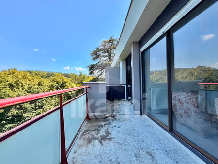 appartement t3 au dernier étage avec ascenseur rives