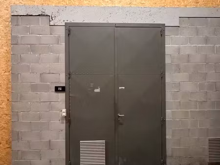 opslagruimte van 85 m² te huur in zwevegem