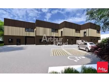 vente local d'activités 305 m²