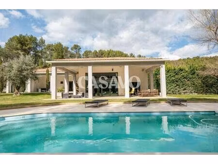 vente maison 6 pièces de 272m² - 13390 auriol