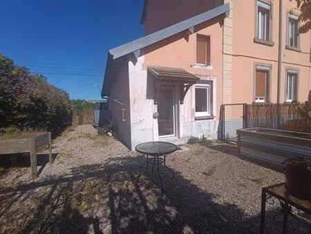 appartement 50 m² au sol avec rez-de-jardin