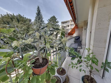 vente appartement 2 pièces  45.01m²  bry