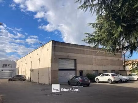 vente entrepôt venissieux 69200 847m²
