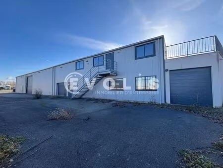 vente local d’activités fareins 01480 1562m²