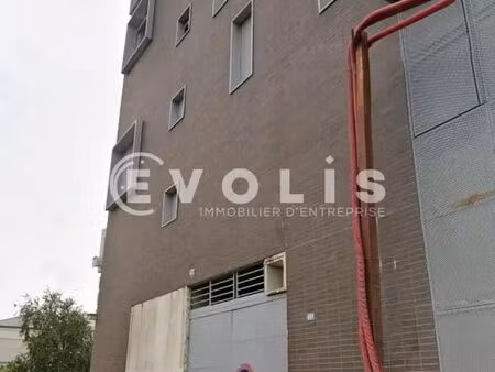 vente local d'activités 606 m²