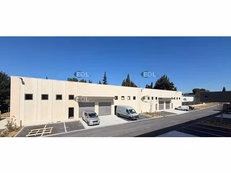 vente local d'activités 203 m² à 406 m²