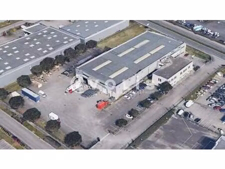 vente local d’activités saint priest 69800 3769m²