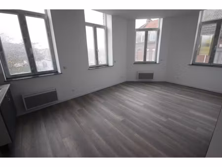 location appartement 3 pièces 55m² lille 59000