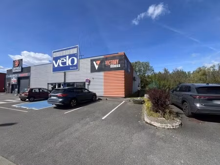location commerce floirac 33270 560m²