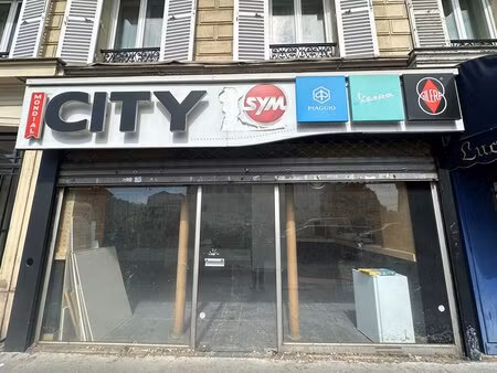 location commerce paris 75017 50m²