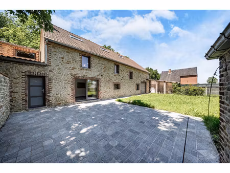 huis te koop in beloeil met 4 slaapkamers