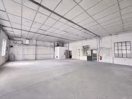 entrepot / local d activite de 625 m2 - colmar sud