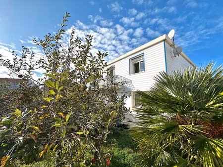vente maison 8 pièces  170.00m²  saint
