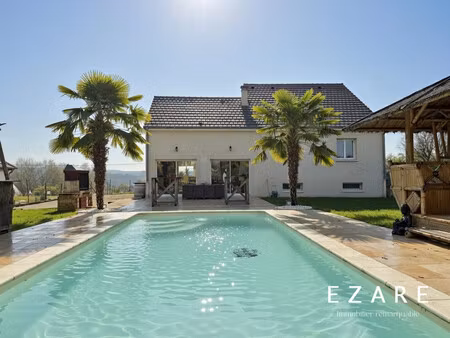 maison lumineuse 4 chambres avec piscine – chaudenay