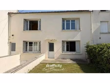 vente maison à niort (79000) : à vendre / 110m² niort