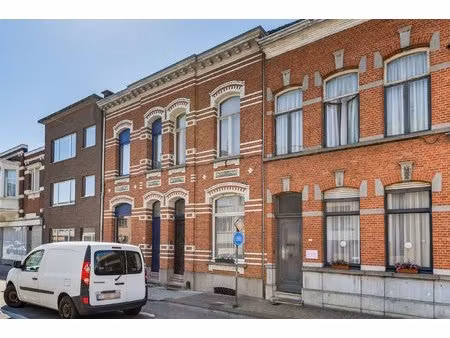 huis te koop in wijnegem met 4 slaapkamers