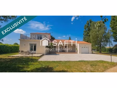 vente maison 6 pièces 153 m² à auzay (85200)  363 000 €