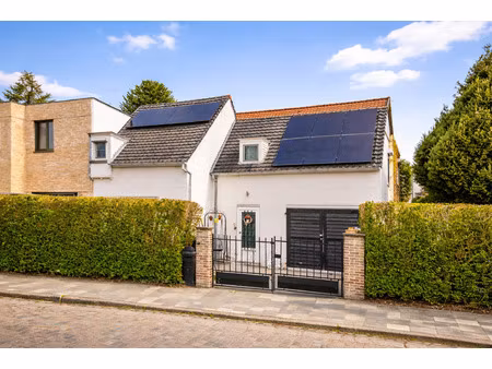 huis te koop in gentbrugge met 4 slaapkamers