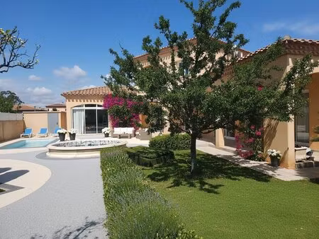superbe villa de qualité avec très grand garage