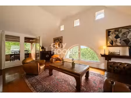 sévrier ? superbe appartement aux volumes rares  à proximité du lac