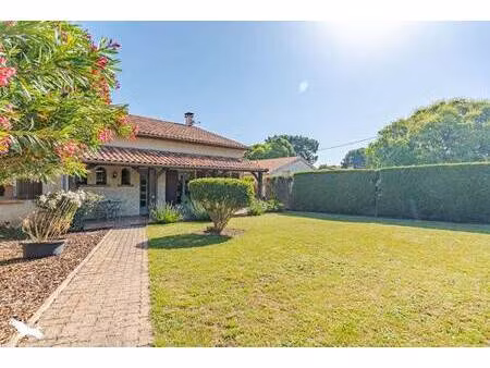 vente maison 6 pièces 143 m² saint-germain-du-puch (33750)