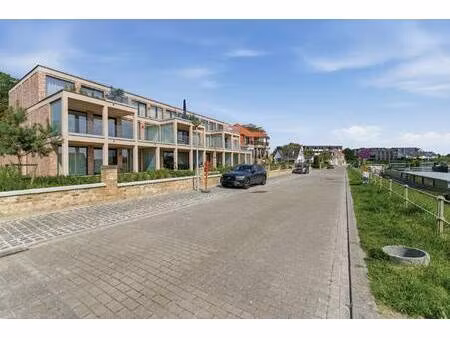 appartement te koop in veurne met 2 slaapkamers