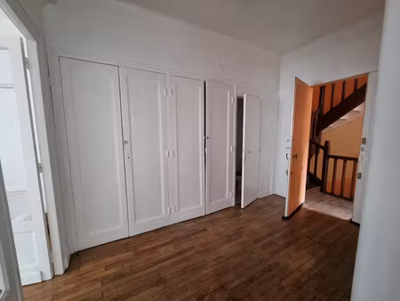 location appartement 4 pièces 90m²