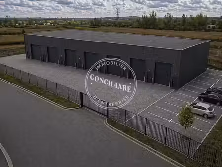 location entrepôt 150m² à 1000m²