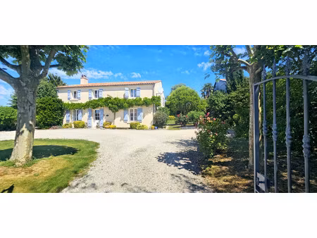 maison à vendre à rives-d'autise (85240) - vendée