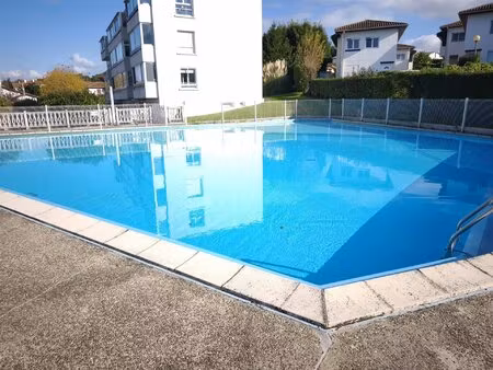 hendaye grand t2 cave et terrasse fermée