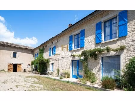 eco-domaine d'exception proche de cordes-sur-ciel - 2 maisons + dependances