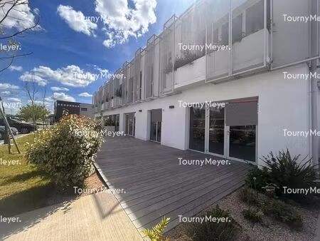 location commerce castelnau d estretefonds 31620 205m²